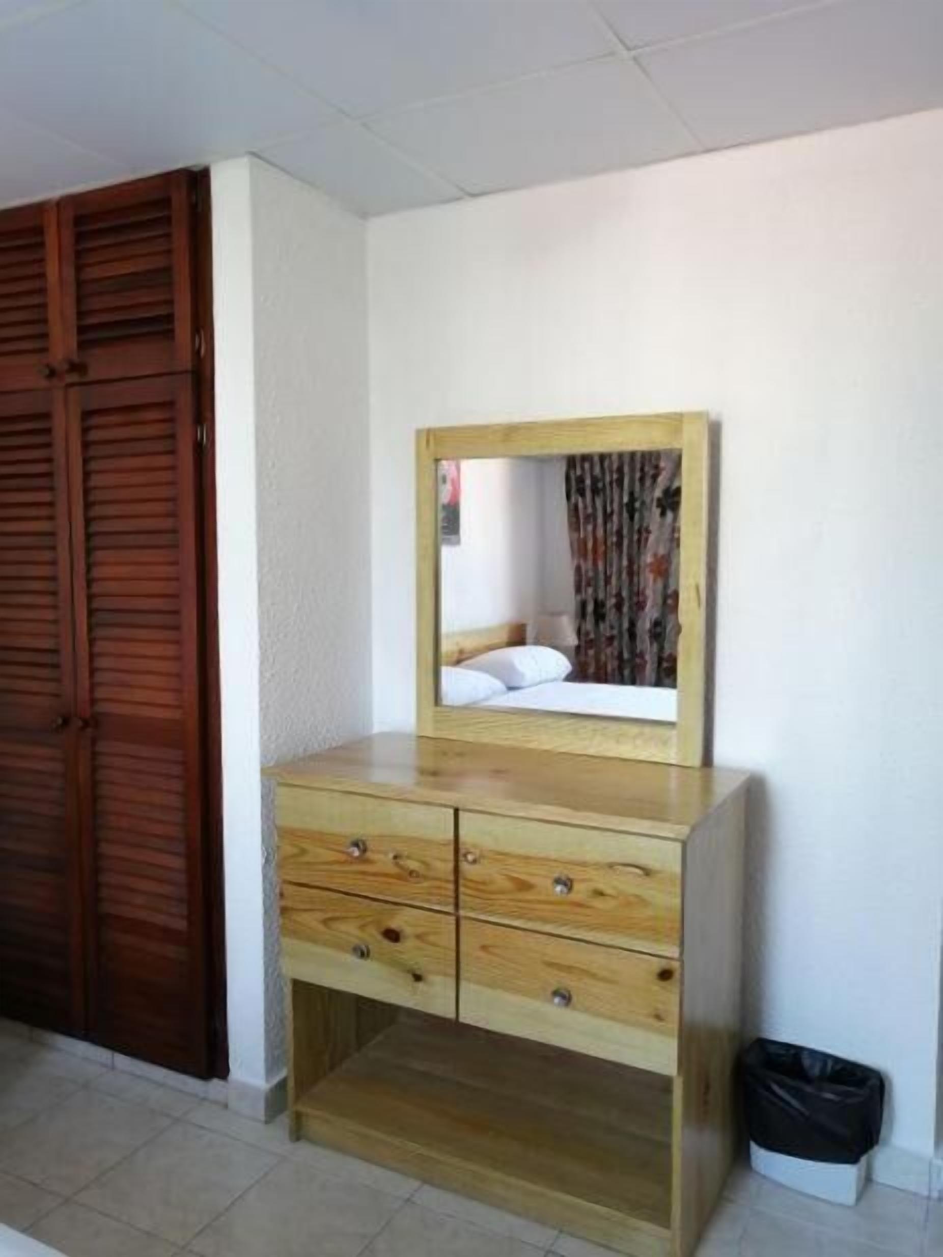 Photo - Hotel California Panama