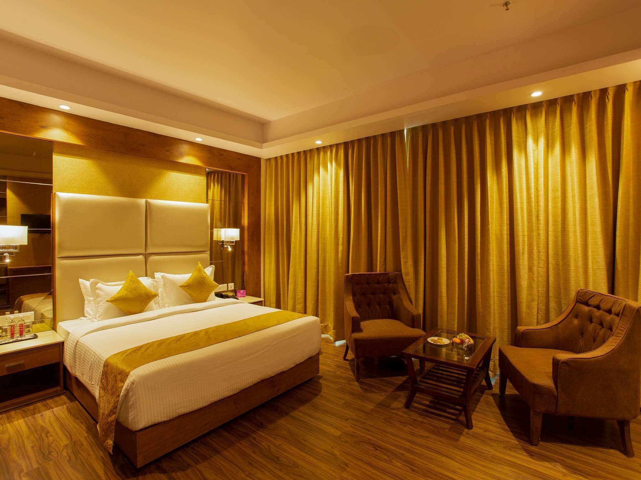 Suite – president | Minibar, safe på rommet, skrivebord og skrivebord for bærbar PC