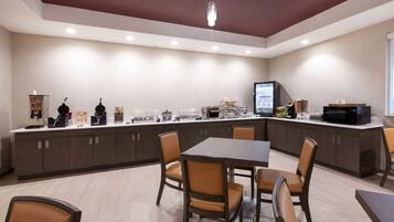 Free daily full breakfast