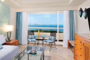 Minibar, rideaux occultants, fer et planche Ă repasser, Wi-Fi gratuit