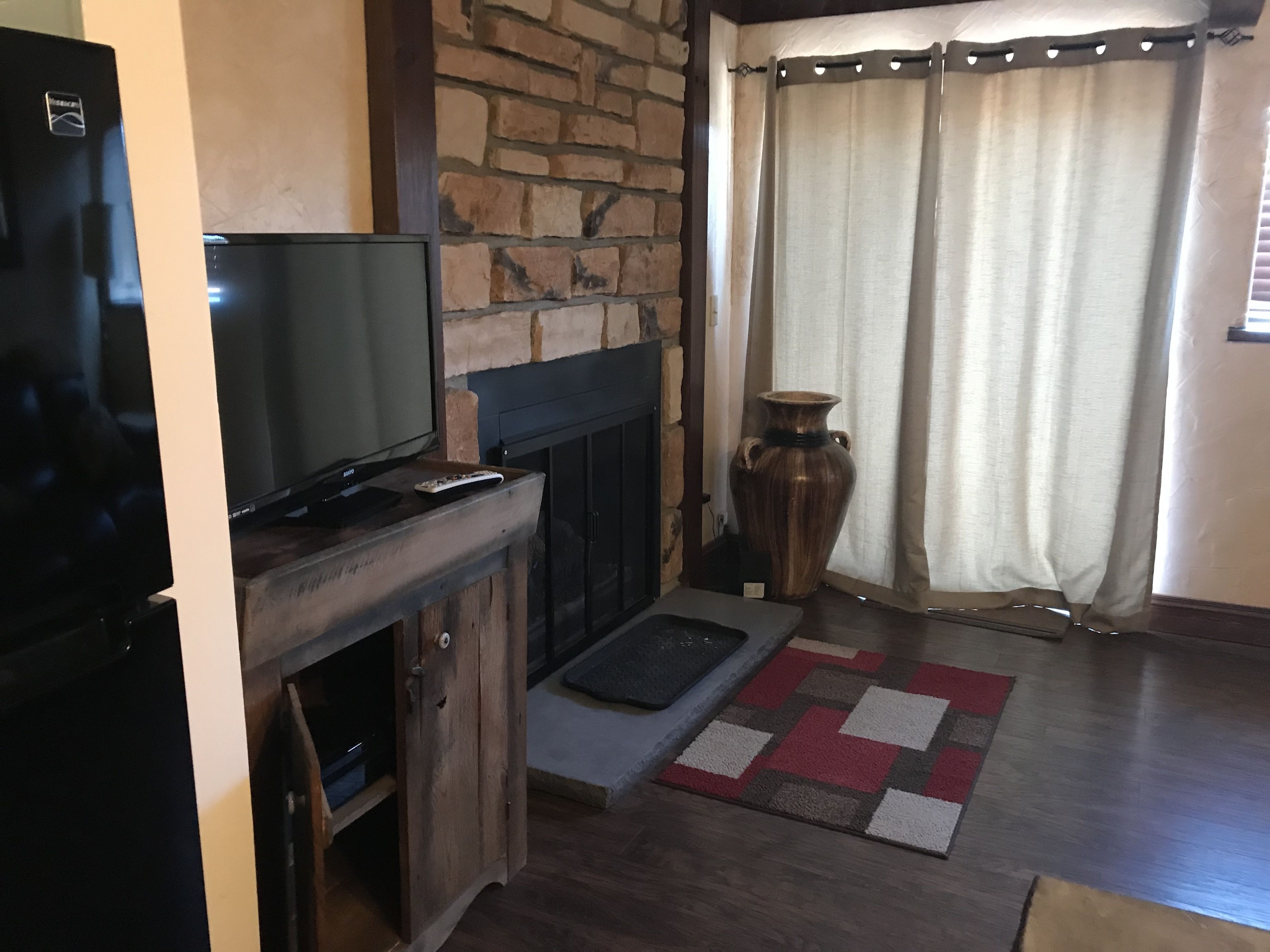 Condo, 1 Queen Bed | Interior