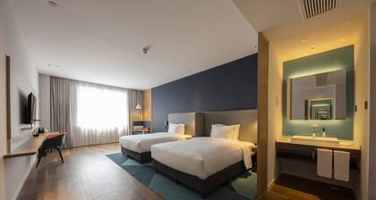 Holiday Inn Express Shanghai Jiading New City by IHG