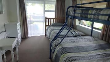 2 bedrooms, iron/ironing board, travel crib, free WiFi