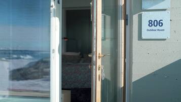 Chambre Deluxe double ou avec lits jumeaux | 1 chambre, literie de qualité, décor unique, ameublement unique