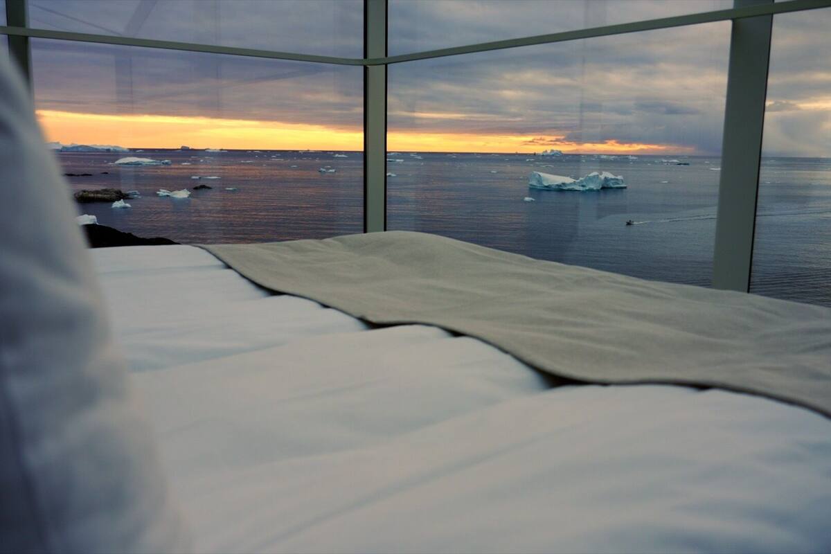 panoramic cabin, 1 double bed | 1 bedroom, premium bedding, individually decorated