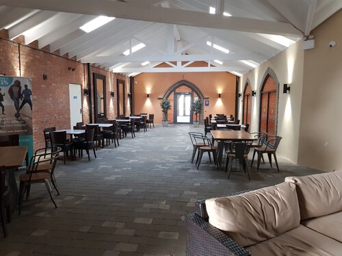 The Bay Filey Pets WIFI Pool Gym First Floor Modern Apartment EAST COAST ESCAPE