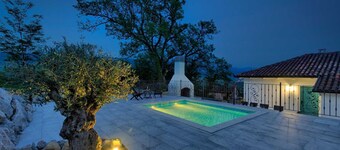 UUSI LUETTELO !!! ERITYISHINNAT VUODELLE 2020 !!!