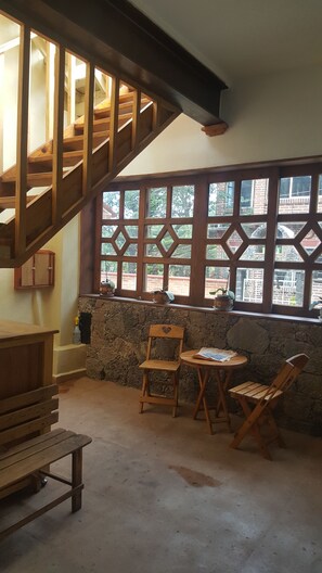 Sala de estar en el lobby