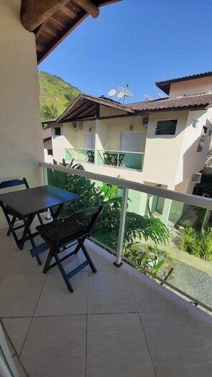 Standard-Dreibettzimmer | Balkon