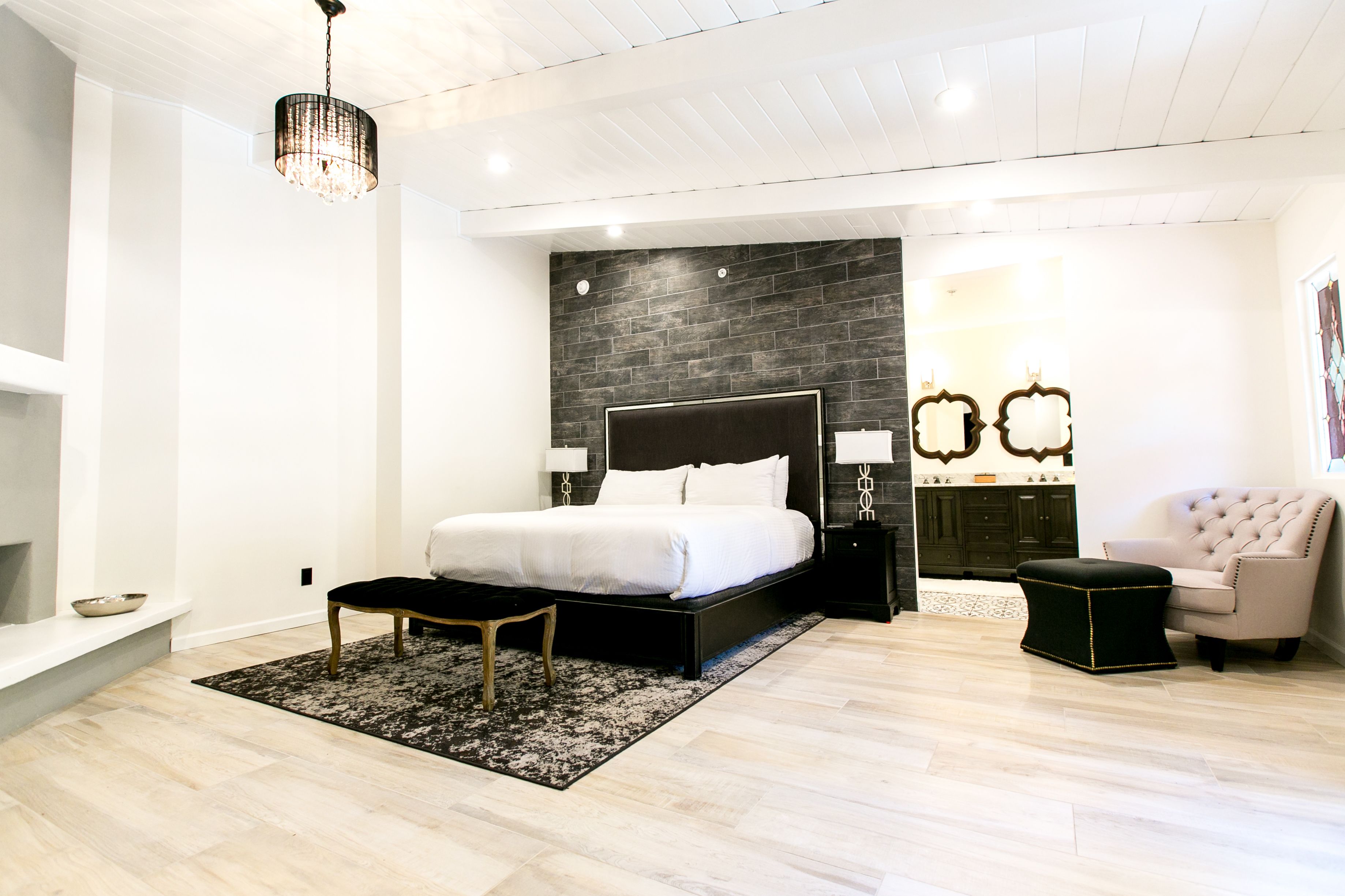 Onyx Suite | เครื่องนอนระดับพรีเมียม, ตู้นิรภัยในห้องพัก