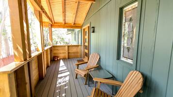 Rose Quartz Suite | Balcony