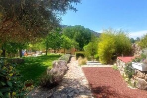 Property grounds - Nice independent contryhouse in a Natural Park (Aragosa)