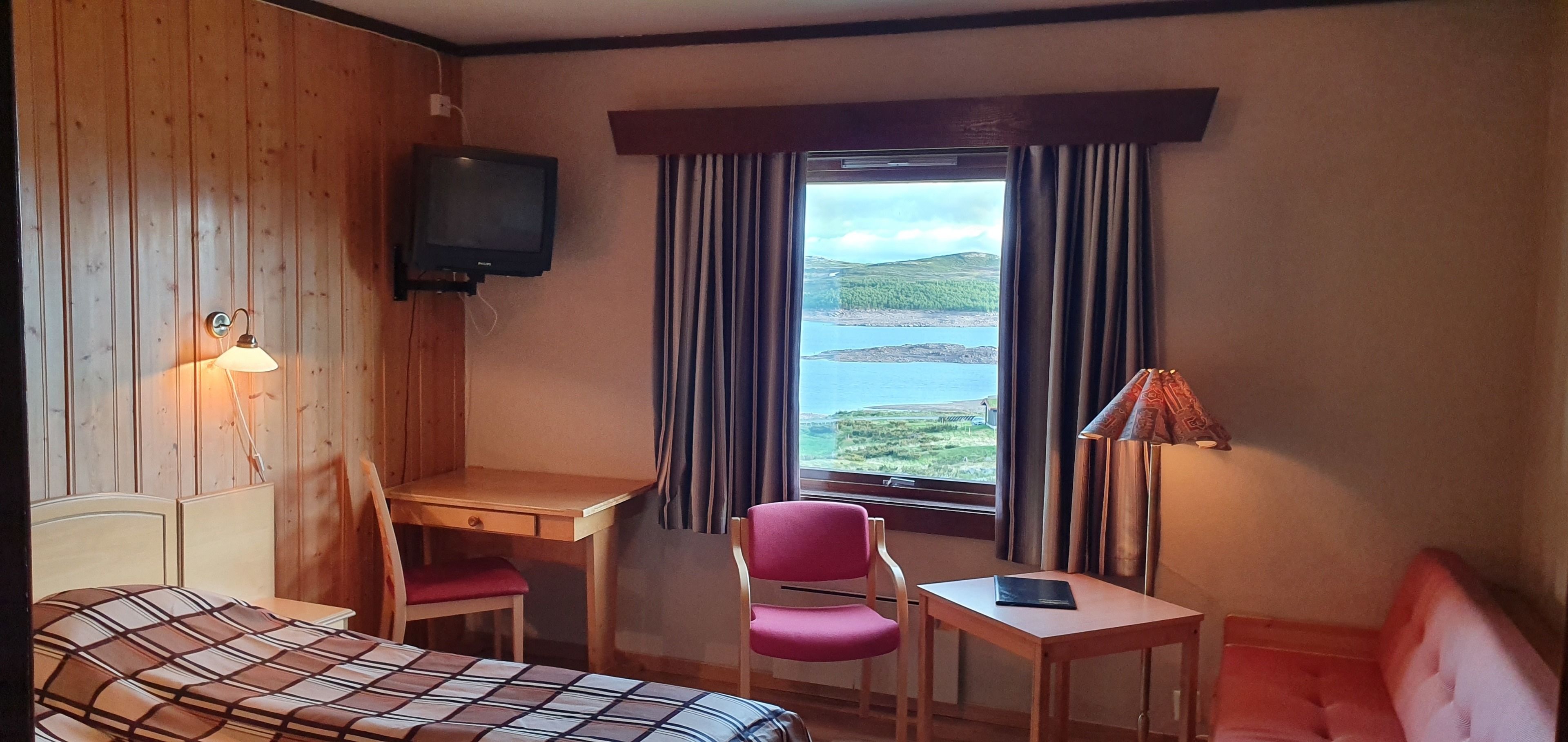 Chambre Double | Chambres insonorisées, Wi-Fi gratuit, draps fournis