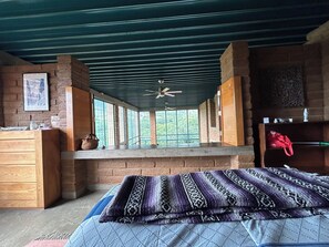 4 chambres, bureau, fer et planche à repasser, Wi-Fi