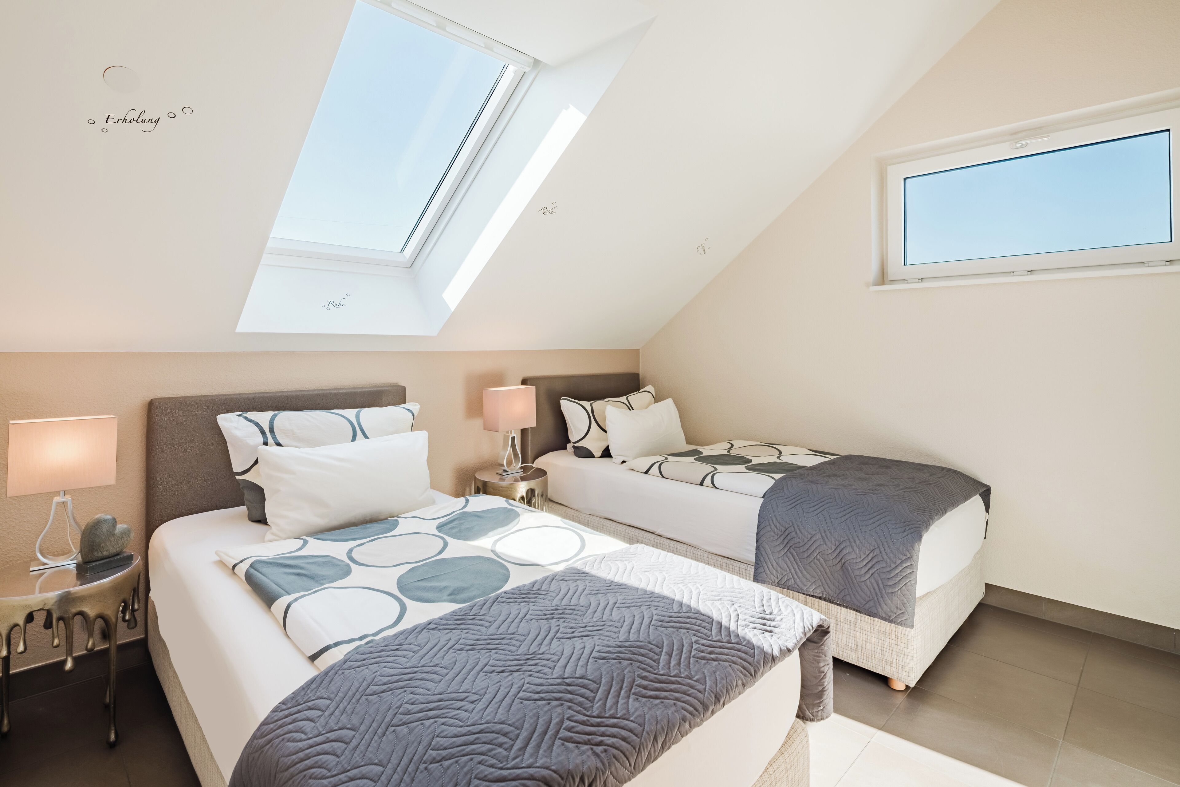 2 bedrooms, desk, free WiFi, bed sheets