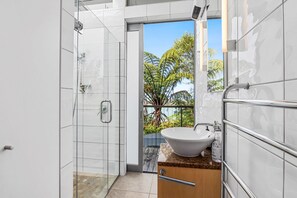 Dusche, Haartrockner