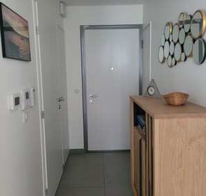 Interior - 🎖 Le Tableau du Lac 507 - 2 bedrooms apartment with lake view terrace (Annecy)