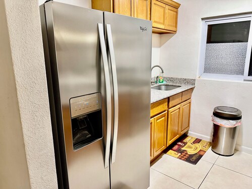 Anna’s Joye Chatham - Hipstrip 2Bed/2Bath. Fully A/C, Newly built, 24H Security 