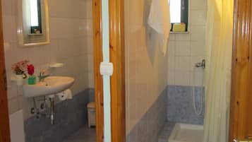 Hair dryer, towels, toilet paper