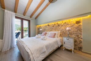 2 chambres, fer et planche à repasser, lit parapluie, Wi-Fi gratuit