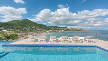 Outdoor pool, sun loungers