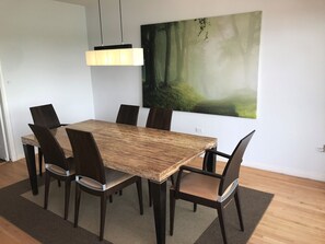 Dining - Beautiful Wide Bayfront Villa la Vue unit (Bay Harbor Islands)
