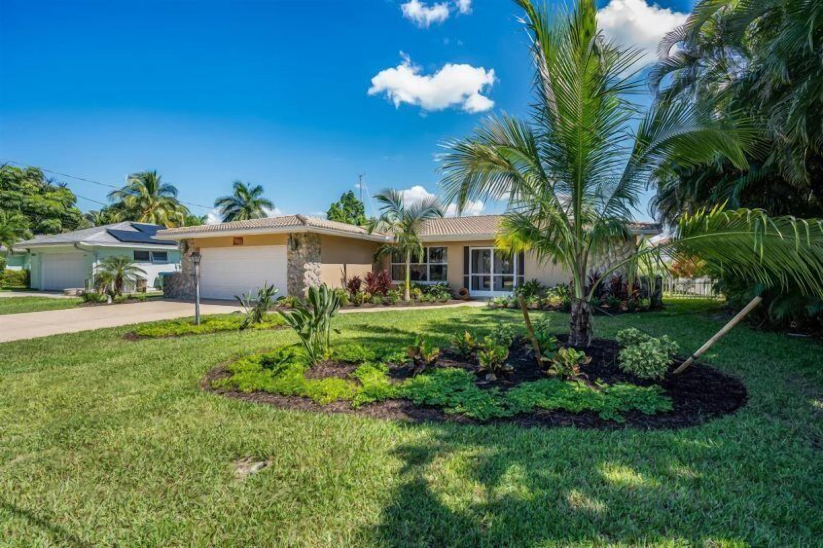 House | Property grounds