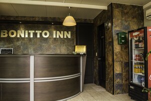 Mostrador para check-in y check-out