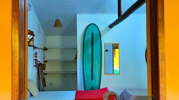 Bangalô família | Wi-Fi de cortesia, roupa de cama