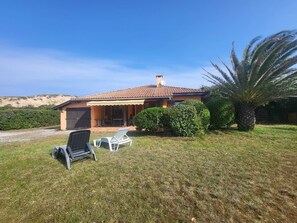 Property grounds - The "Maison des Moineaux" between lake and ocean for 6 persons (Soorts-Hossegor)