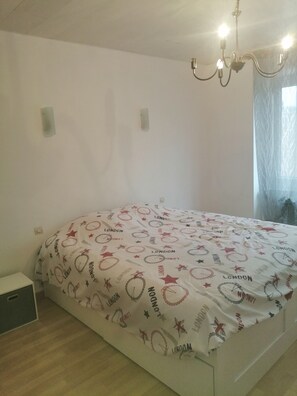 5 chambres, bureau, fer et planche Ă repasser, Wi-Fi