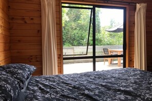3 bedrooms, iron/ironing board