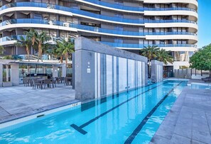 Outdoor pool - The Oracle Broadbeach 906 (Broadbeach)
