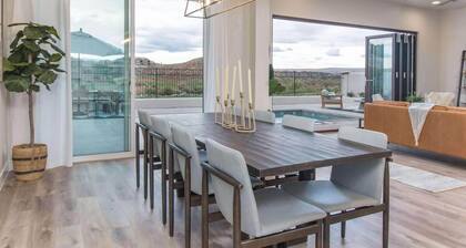 15 Bedroom Super Luxury Home w/ Private Pool!