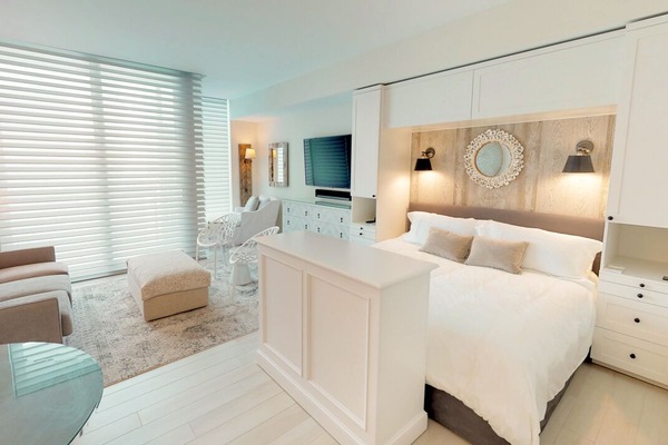 Spacious living and sleeping quarters