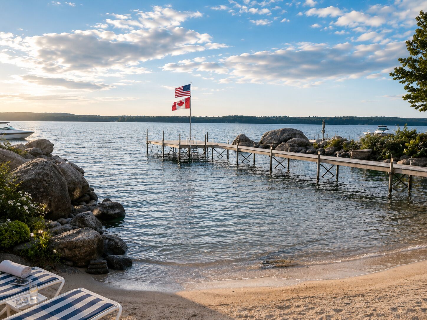 Beach nearby, sun-loungers, beach towels