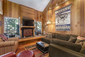 TV, fireplace, DVD player
