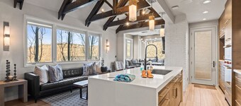 Abode at Powder Watch | Winter Special - Located in heart of PC, 1 min from Town Lift