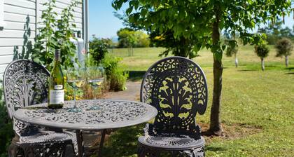 Self Contained roomy Wai iti Cottage.Havelock Nth