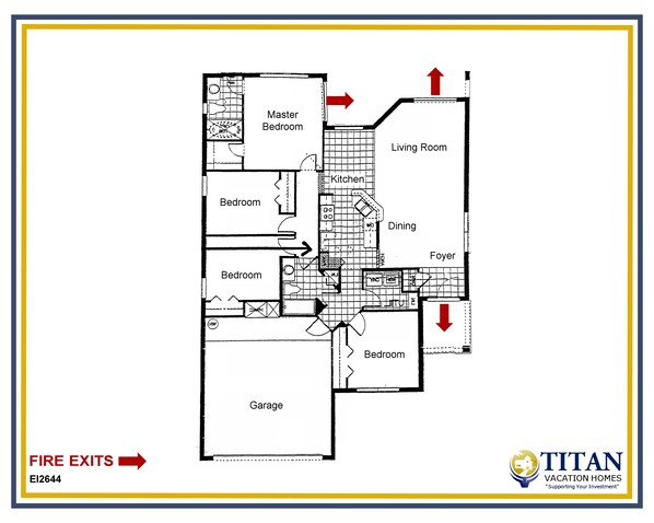 Plano de planta de una casa de vacaciones con habitaciones identificadas, que incluyen un dormitorio principal, sala de estar, cocina, comedor, vestíbulo y garaje. Se señalan las salidas de incendios.