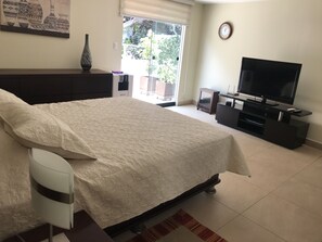 1 bedroom, iron/ironing board, free WiFi, bed sheets