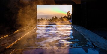 Villa Deluxe (with Private Open-air Bath, Grandevue) | Baño | Bañera y ducha independientes y artículos de higiene personal gratuitos