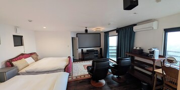 Villa Premium, varias camas, vistas al mar (Suite) | Minibar con artículos gratuitos, caja fuerte, decoración individual