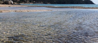 Studio 37m - The beach 6 minutes walk - private parking - comfortable. Calm.