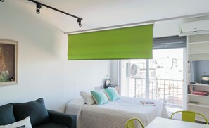 Smart TV, books