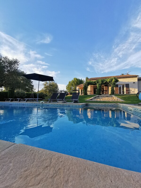 Outdoor pool, a heated pool