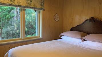 2 chambres, bureau, draps fournis