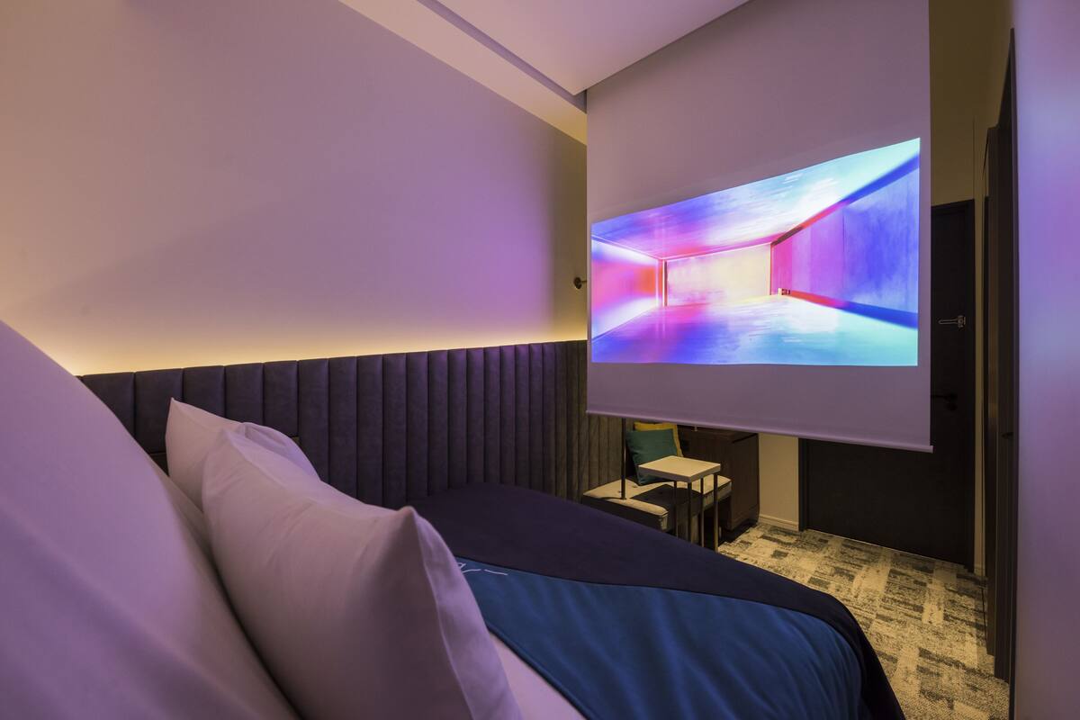 slash small double room | 1 bedroom, individually decorated, soundproofing, iron/ironing board