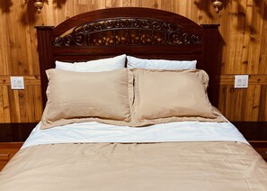 3 bedrooms, WiFi, bed sheets