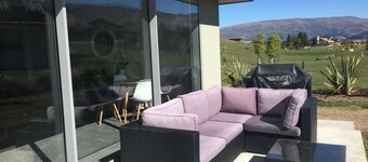 Stunning guest house 5 minutes from Lake Wanaka